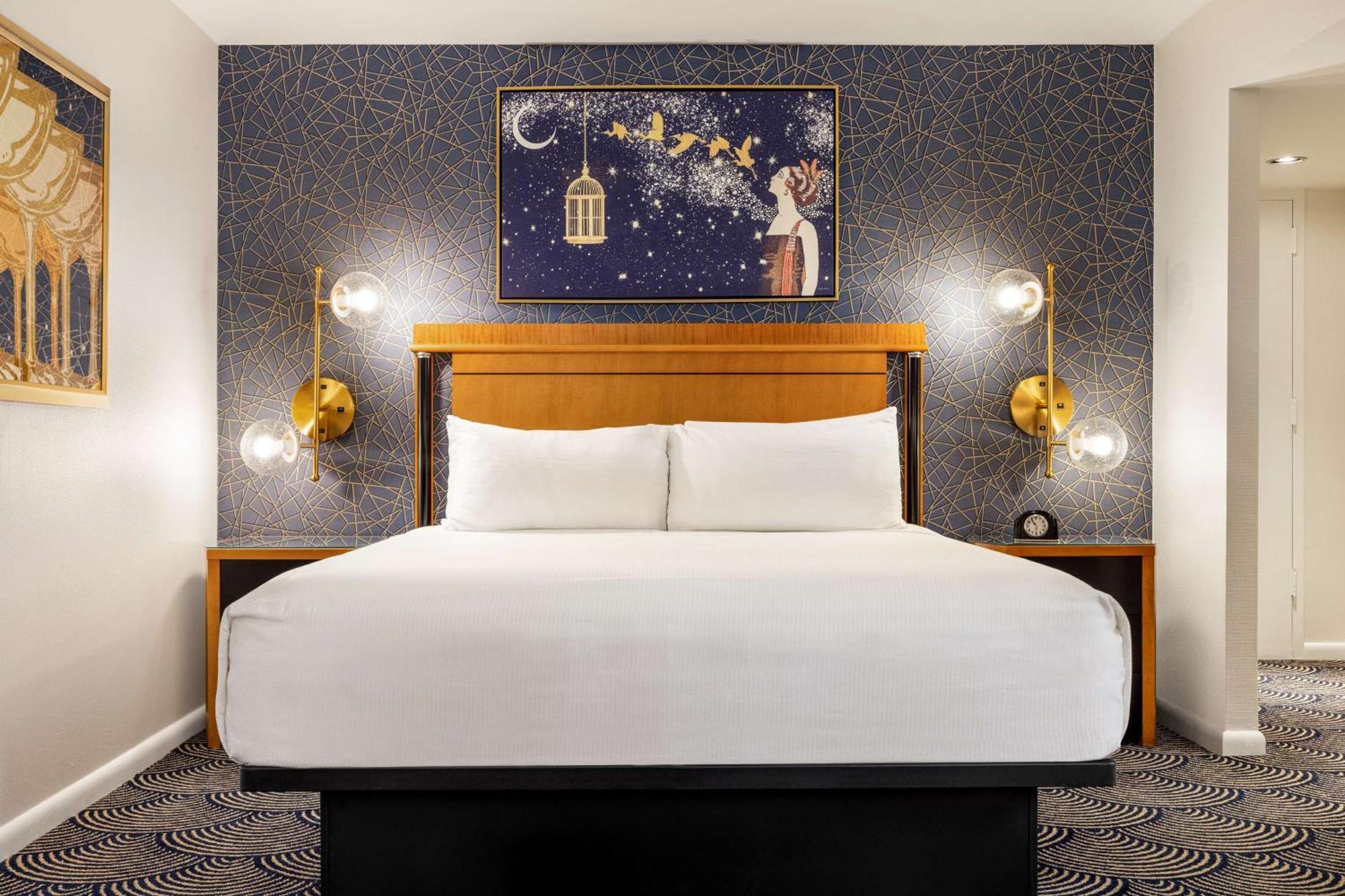 Superior King Suite Kitchenette,1554836566:JPEG